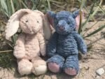 Mollis Hase Kuscheltier Baby (36cm groß) – Whes Stofftier für Kinder & Babys – Kuschelhase – Bild 7
